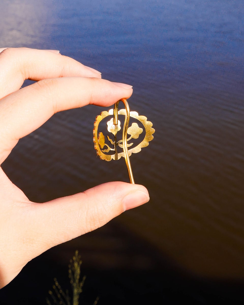 three flowers ponytail hair hook with flowers design, handmade from solid brass, hair jewellery by fake plastic love