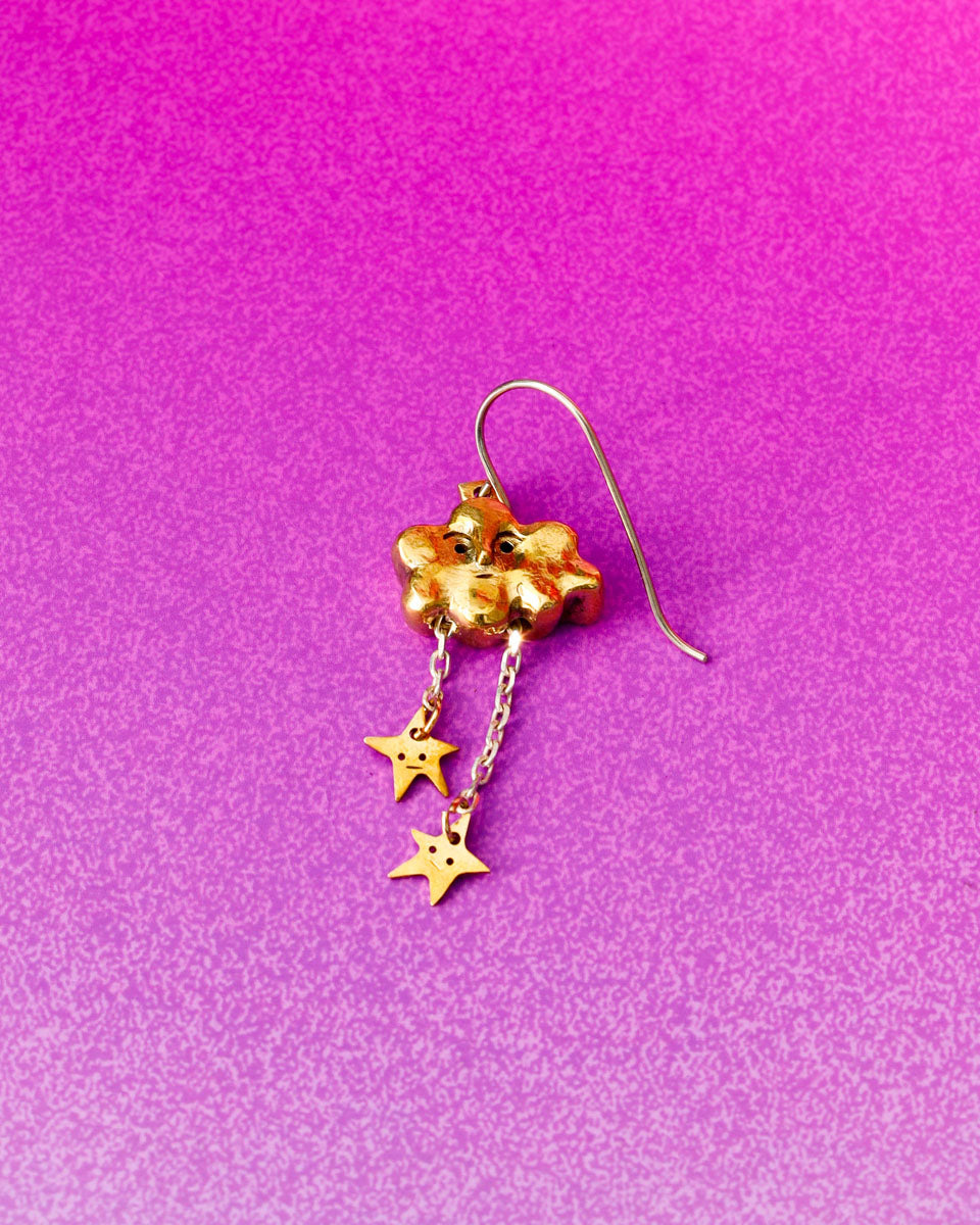Shooting Stars Cloud earring in solid brass 