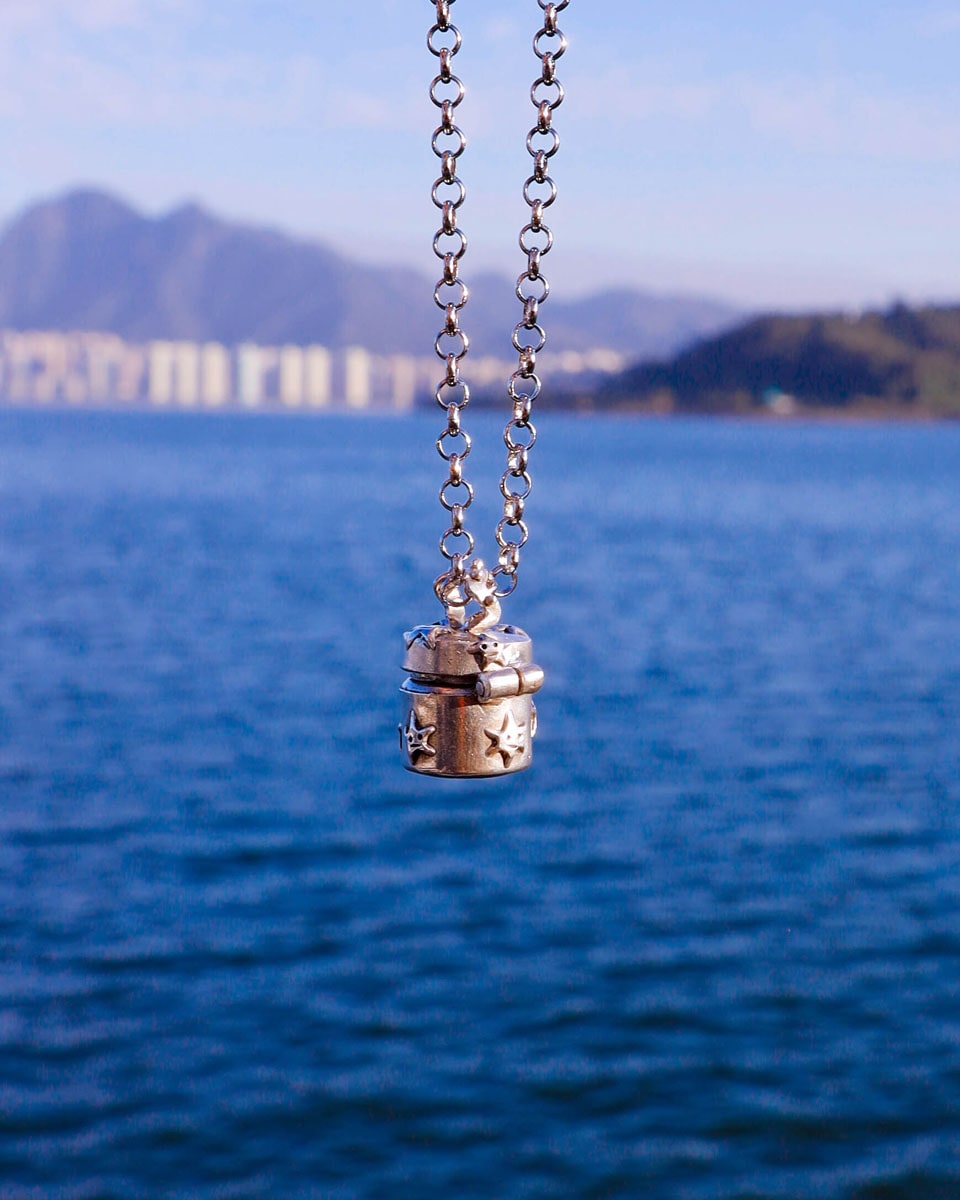 neckalce with a solid sterling silver locket with stars design, handmade small container locket pendants