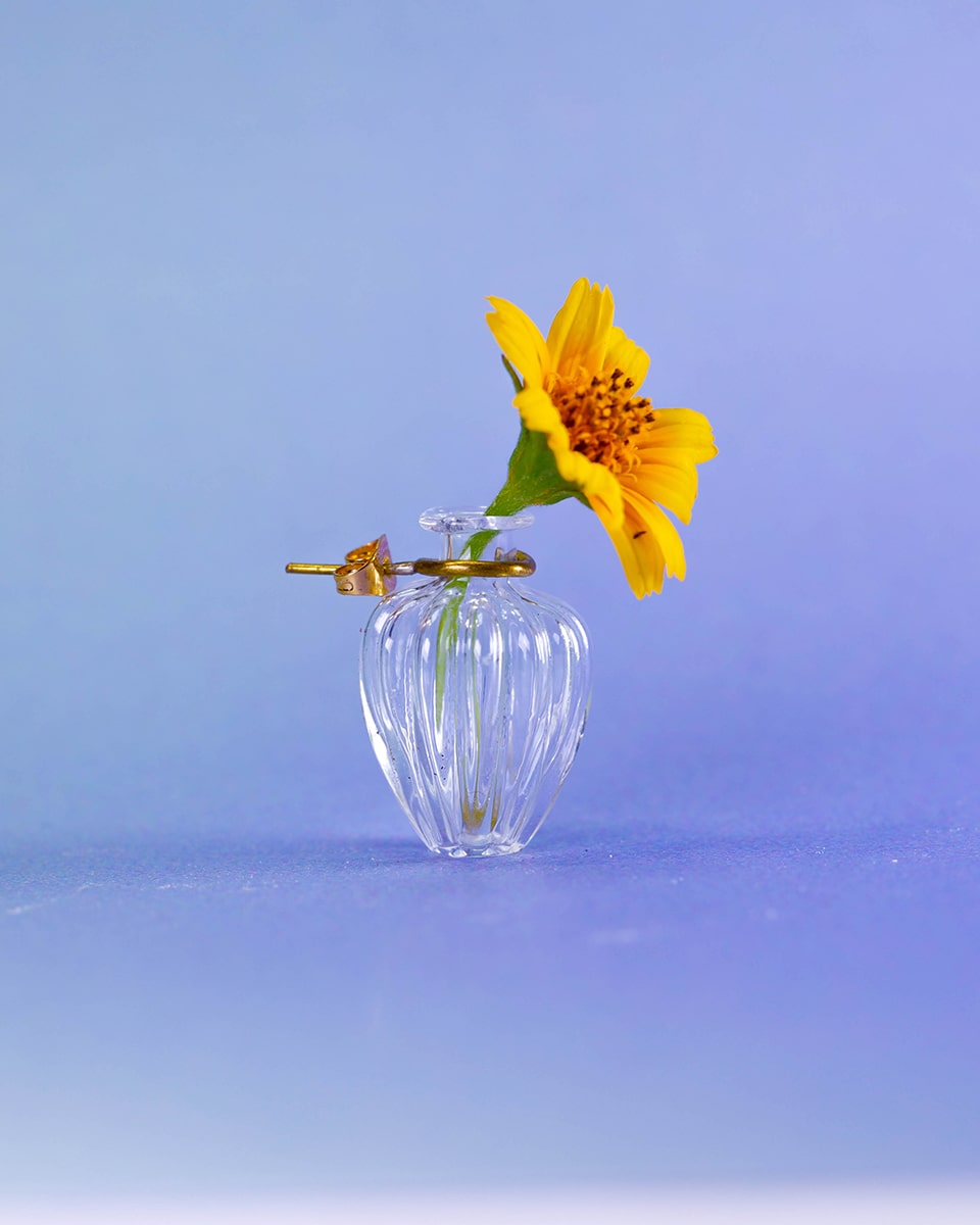 Flower Vase Studs